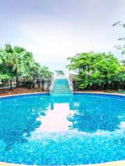 Huizhou Longmen Natural Hot Spring Resort