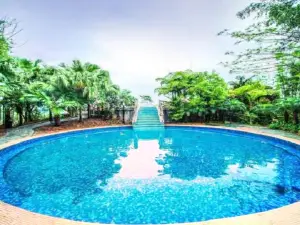 Shang Natural Hot Spring Tourist Resort