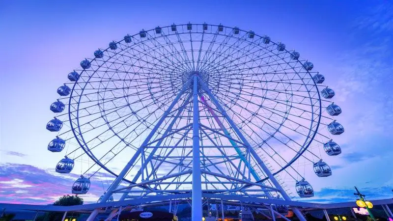 Fantasy Valley Ferris Wheel