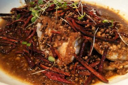 麻辣婆婆·融合餐厅(崇高路店)