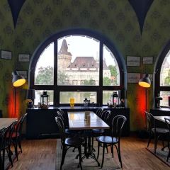 Varosliget Cafe & Restaurant User Photo