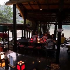Dyen Sabai Restaurant and Bar User Photo