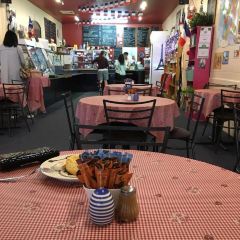 Le Cafe De Paris User Photo
