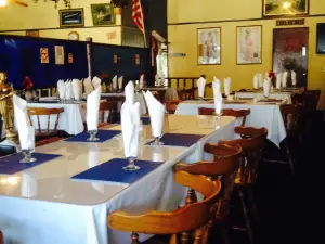 Zante's Pizza and Indian Cuisine