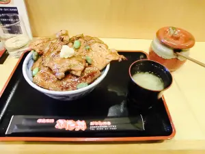 豚丼のはなとかち