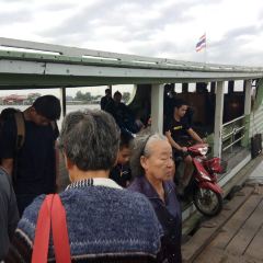 Amphawa Floating Market User Photo