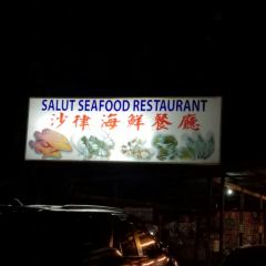 Salut Seafood Restaurant User Photo