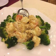 DRAGON'S RESTAURANT User Photo