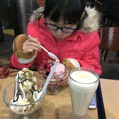 ZHONG JIE ICE CREAM 여행 사진