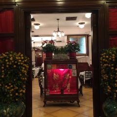 Luk Yu Tea House User Photo