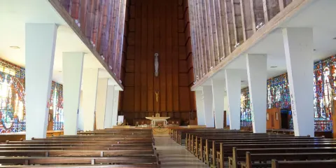 巴黎圣母院盧爾德教堂