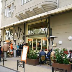 Menza Restaurant and Cafe User Photo