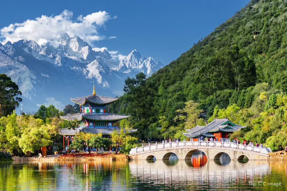 麗江自由行, 黑龍潭公園