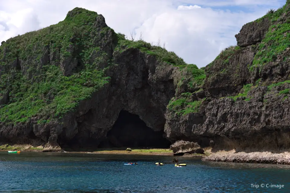 1_Blue Cave
