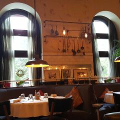 Bistro Deryne User Photo