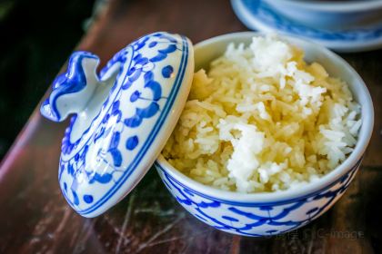 One Chun Cafe & Restaurant