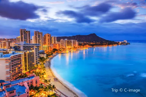 Waikiki Beach