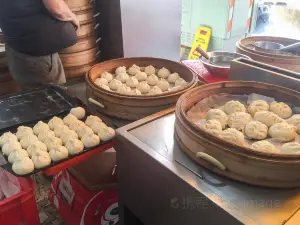 興隆居