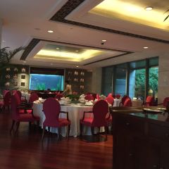 Yi Feng Court User Photo