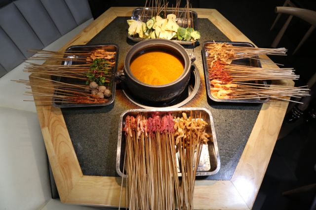 燙鍋鮮砂鍋串串(江漢路店)