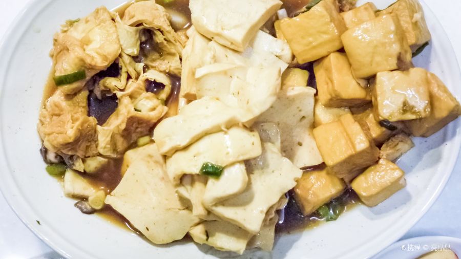 Lantern soy sauce braised food