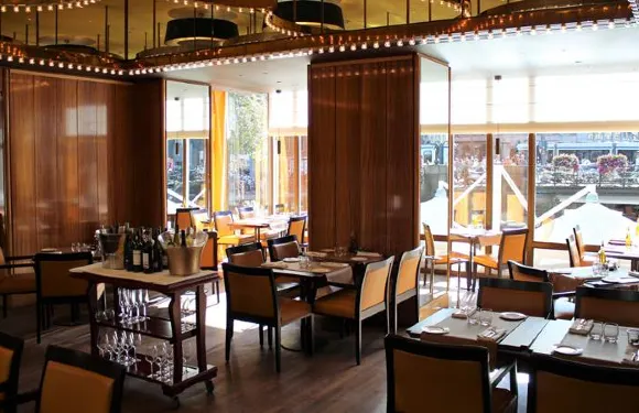 Marie - Brasserie - Sur l'eau