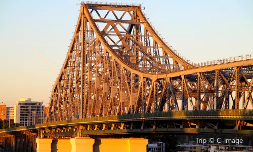 Story Bridge Adventure Climb