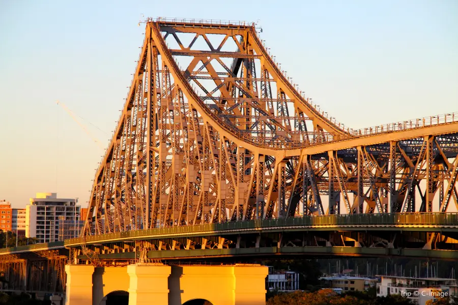 Story Bridge Adventure Climb