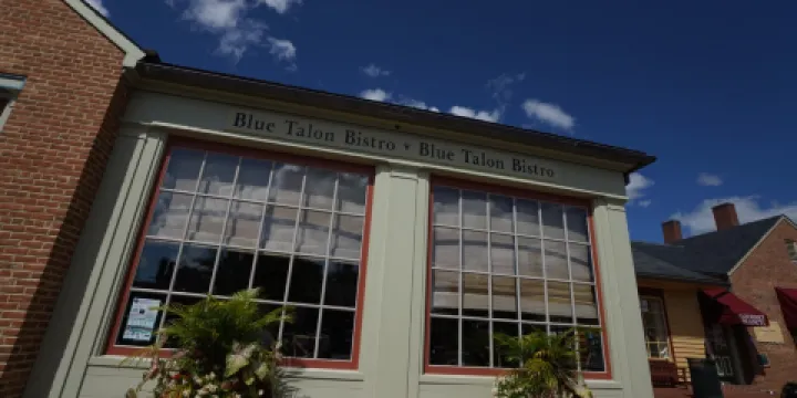 Blue Talon Bistro