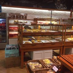 利鸣烘焙(桥头总店) User Photo