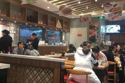 蓉李记成都名小吃(宝龙城市广场店)