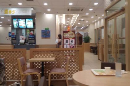 德克士(枣庄贵城店)