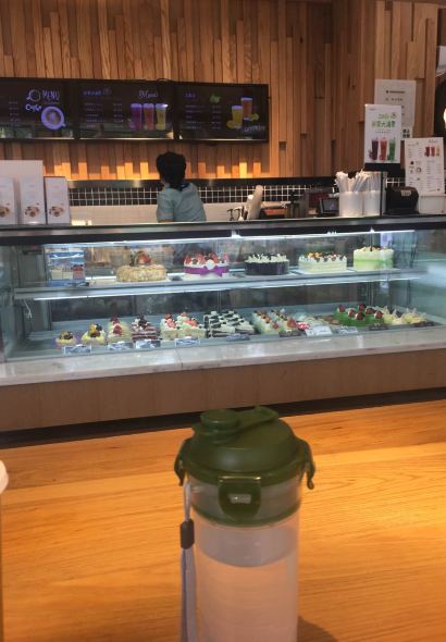 羅森尼娜(劇院店)