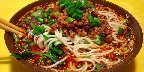 一品萬家粉麵館