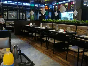 严厨老坛酸菜鱼(万达广场店)