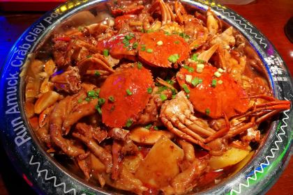 蛮横鸡爪煲(龙贵店)