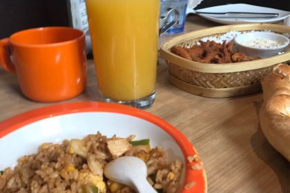 必胜客(海丰地王广场店)