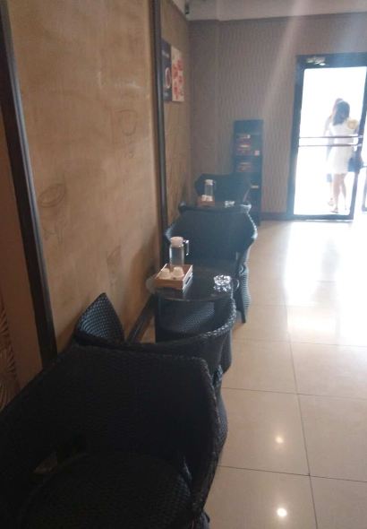 Yilaobaiweizhanliao Hot Pot (yangguang)