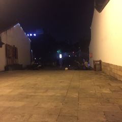 JIANG NAN WAIPOQIAO User Photo