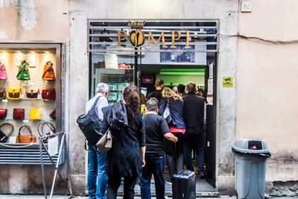 Pompi Spagna - Via della Croce