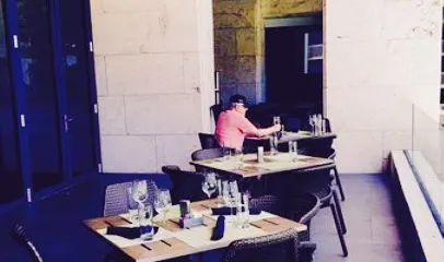 Viento Kitchen and Bar