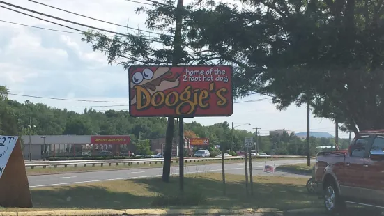 Doogie's