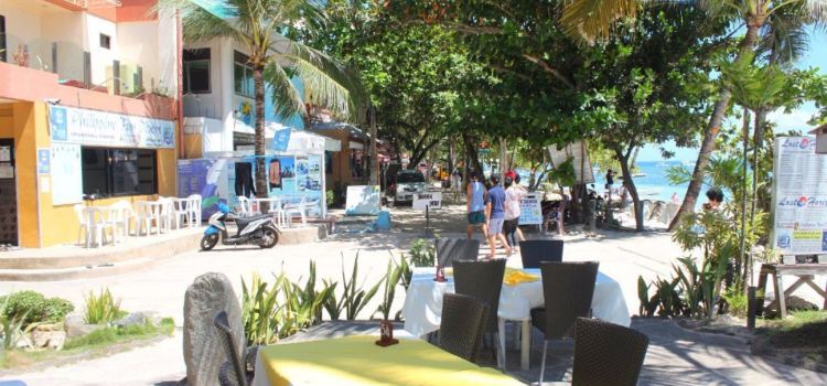 Alona Beach Bar And Restaurant