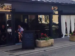 Cafe de la Poste