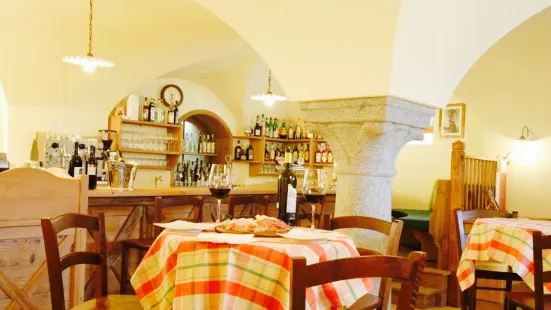 Locanda Borgo Antico & Osteria Fra Dolcino