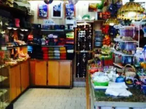 Ellie's Island Deli