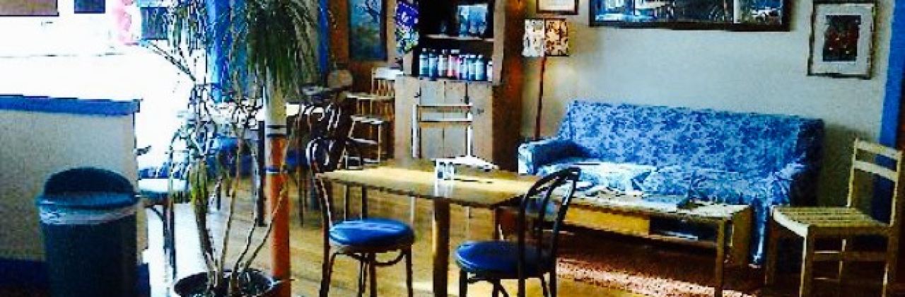 Crows Bakery & Opera House Cafe