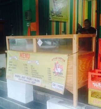 Ayam Gepuk Pak Gembus Pujasari Cikokol