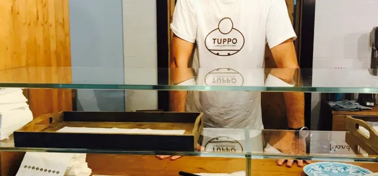 Tuppo - la brioche siciliana