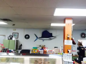 Ray's Seafood Market & Restaurant
